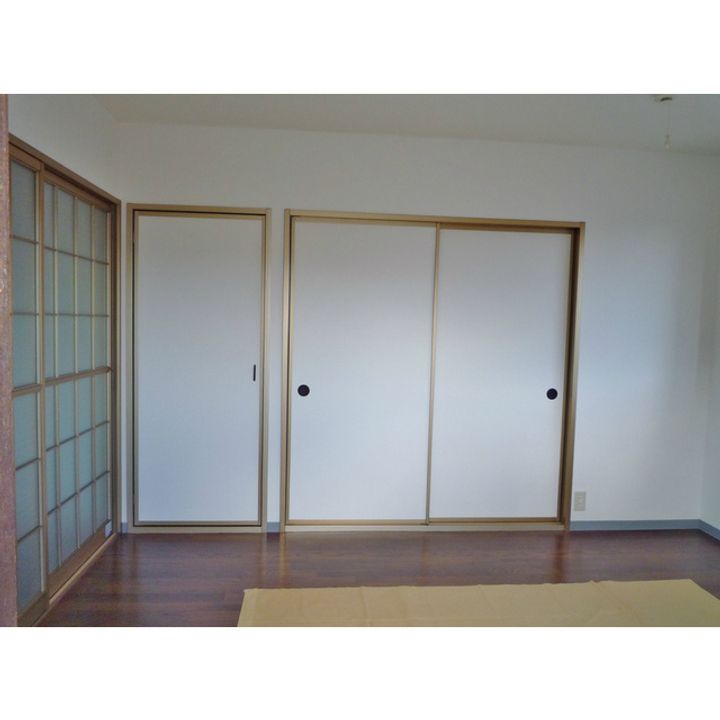 スノーフラワーハイツの居間