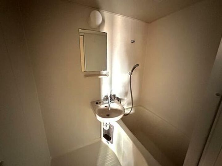 F・シャルマンの風呂