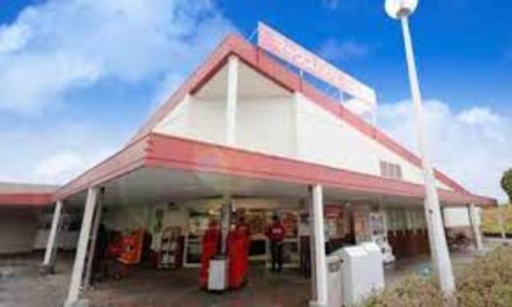 シェーネ エレガンシアの周辺