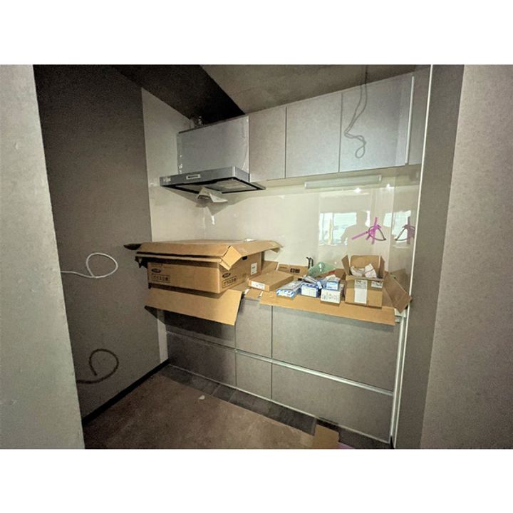 千葉県市川市富浜2(マンション)の賃貸物件のキッチン