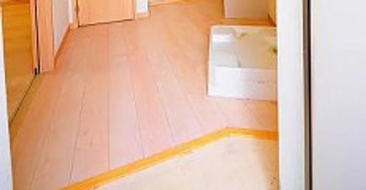 神奈川県横浜市西区伊勢町2(アパート)の賃貸物件の玄関