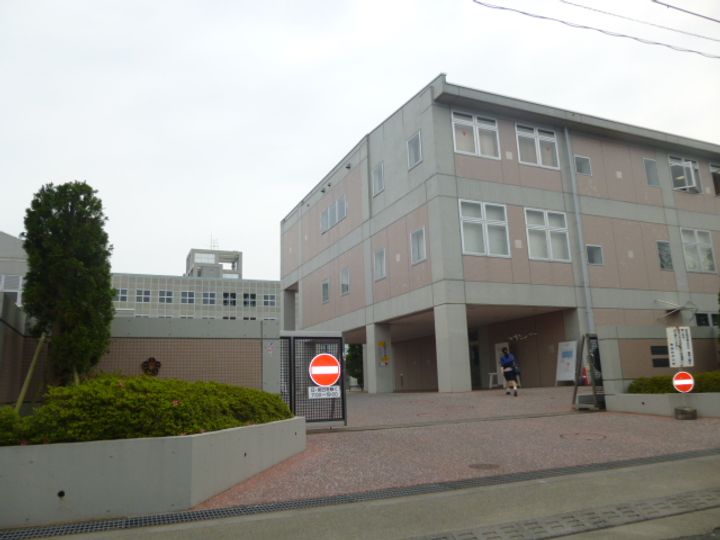 東京都日野市多摩平6(アパート)の賃貸物件の周辺