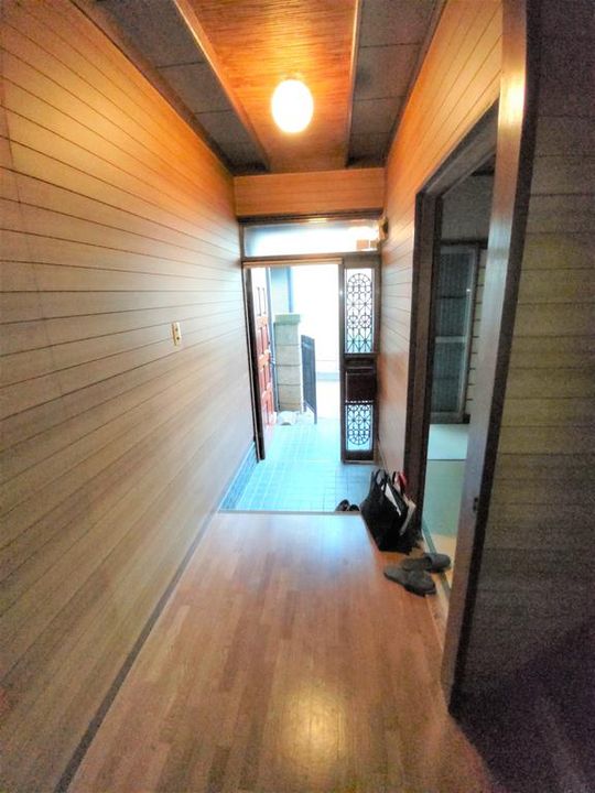 大阪府大阪市東住吉区桑津4(一戸建)の賃貸物件の玄関