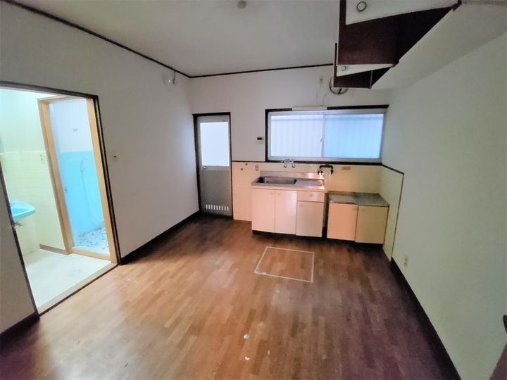 大阪府大阪市東住吉区桑津4(一戸建)の賃貸物件の居間