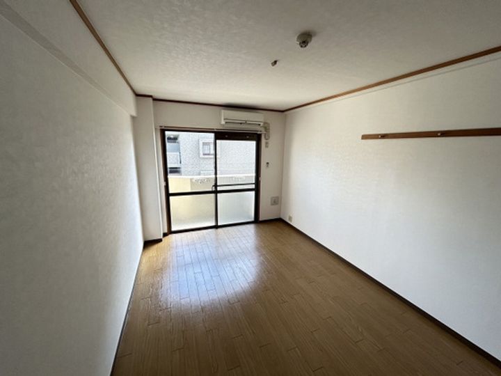 センチュリー曙Iの居間