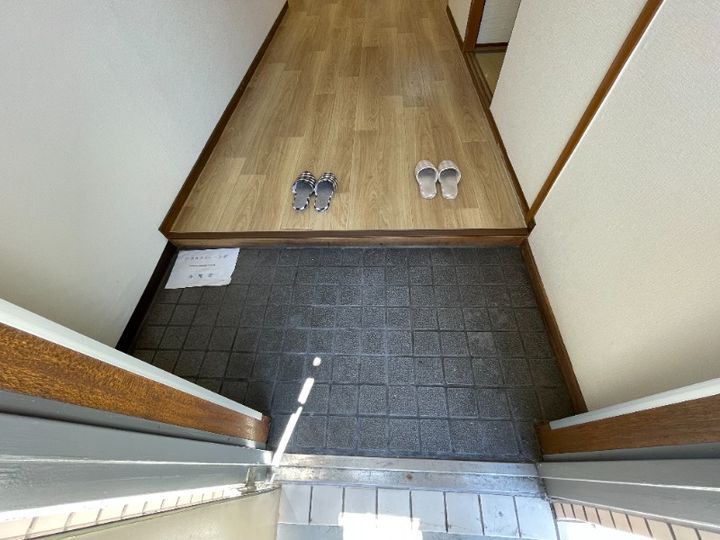 大阪府大阪市住吉区山之内1(マンション)の賃貸物件の玄関