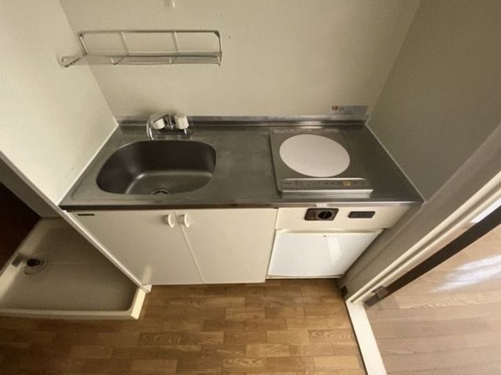 ダイアパレスポートアベニュー高松100のキッチン