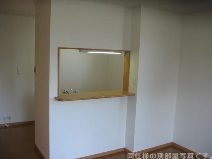 茨城県日立市十王町伊師本郷(アパート)の賃貸物件の居間