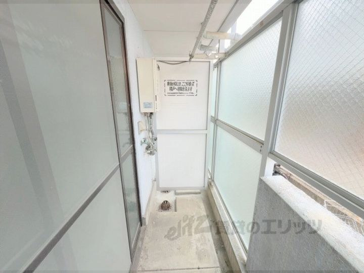 アーク上ノ島の内装