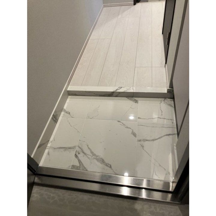 ACP Residence 新江古田の玄関