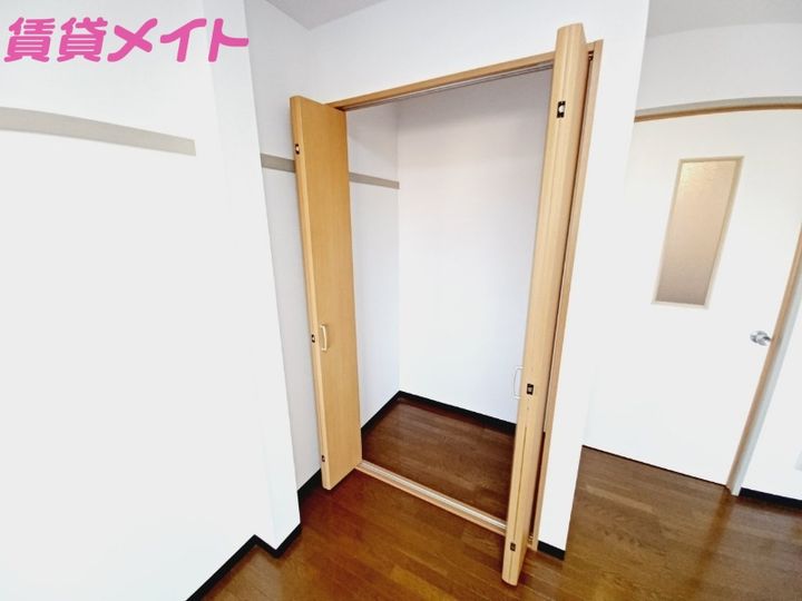 REVEURの内装