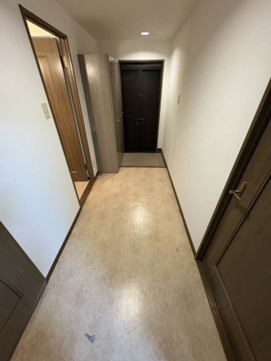 サンシャイン岡本の内装