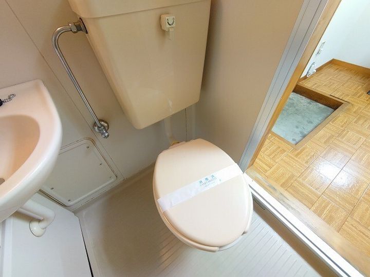 コーポ中御所の内装