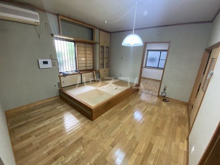 埼玉県草加市吉町5(一戸建)の賃貸物件の居間