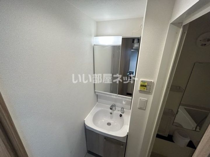 兵庫県神戸市兵庫区西出町2(マンション)の賃貸物件の内装