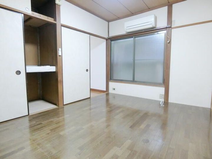 アルスコーポの居間