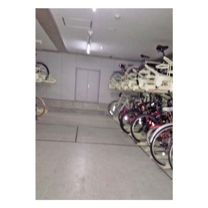 東京都渋谷区千駄ヶ谷4(マンション)の賃貸物件の地図