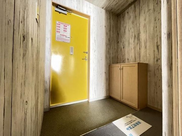 オウゲウエストの玄関