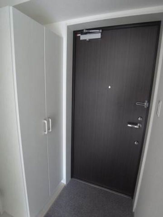 リベルテ押上の玄関