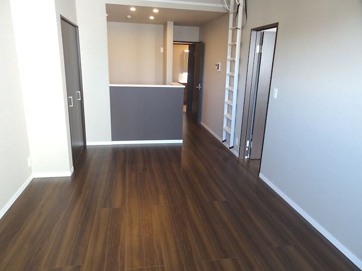 フォレストヒルズA棟の居間