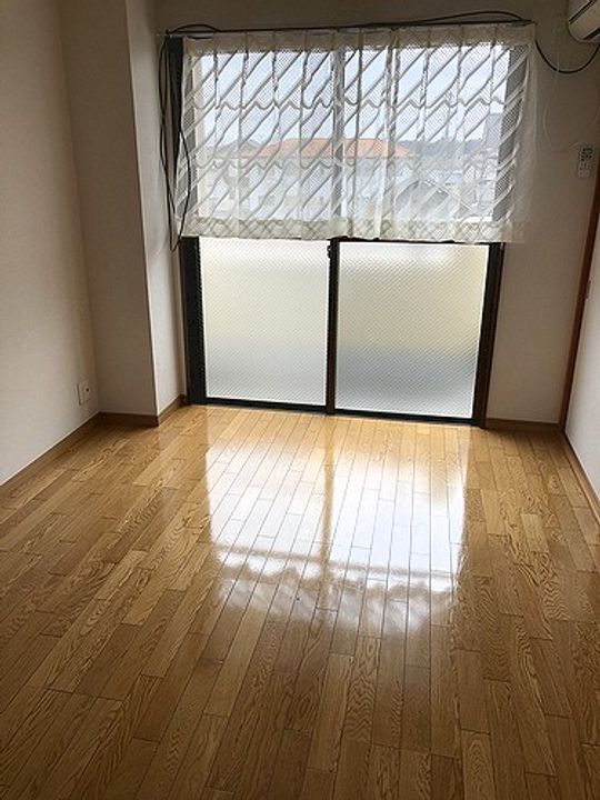 文化マンションの居間