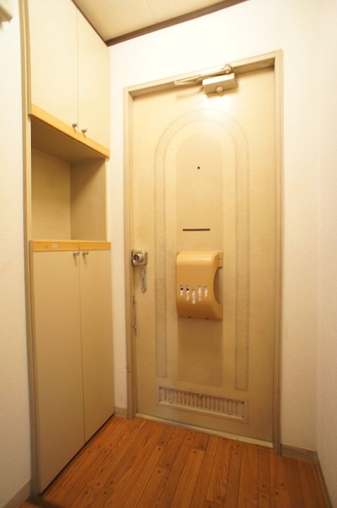 フラノの玄関