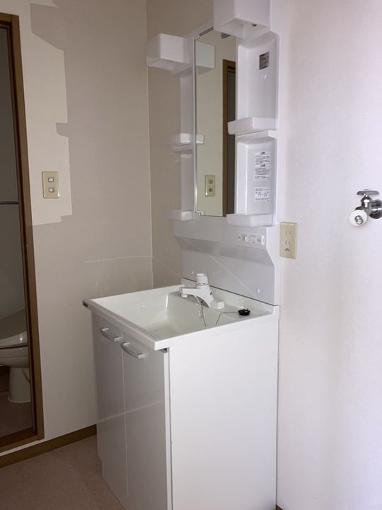 香川県観音寺市三本松町2(アパート)の賃貸物件の内装