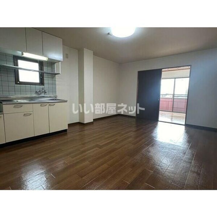 ブラウンハウスの居間