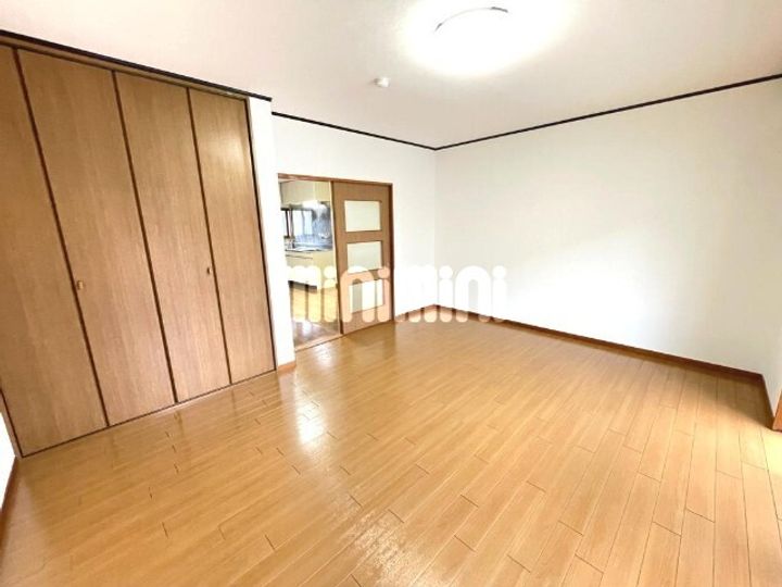 パインコーポ壱番館の内装