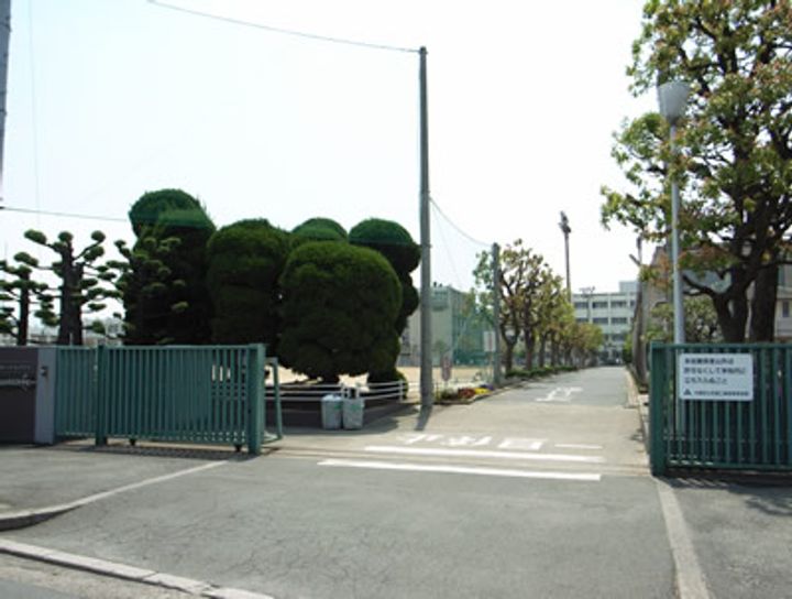 大阪府東大阪市宝持3(一戸建)の賃貸物件の周辺