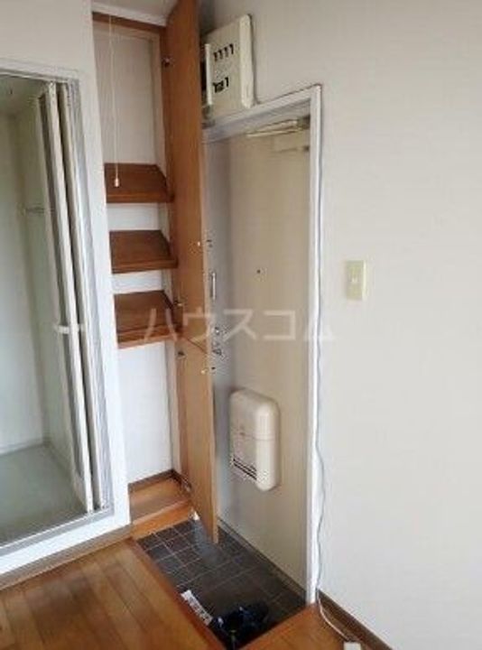 第六大興ビルの内装