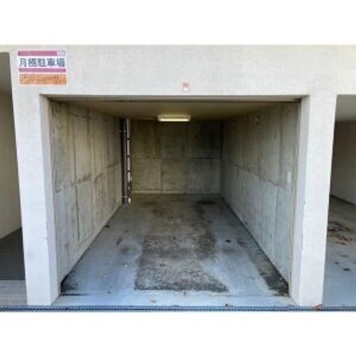 プレシャス27番館の地図