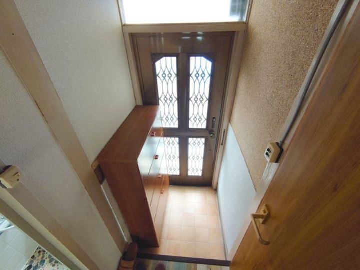 兵庫県川西市加茂1(一戸建)の賃貸物件の玄関