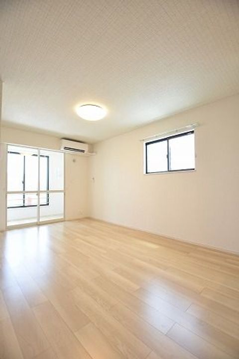 福島県本宮市本宮字小原田(アパート)の賃貸物件の居間