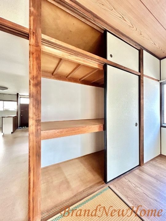 三山ビルの内装