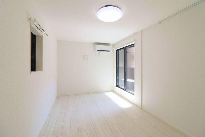 グランクオールお花茶屋クレストの居間
