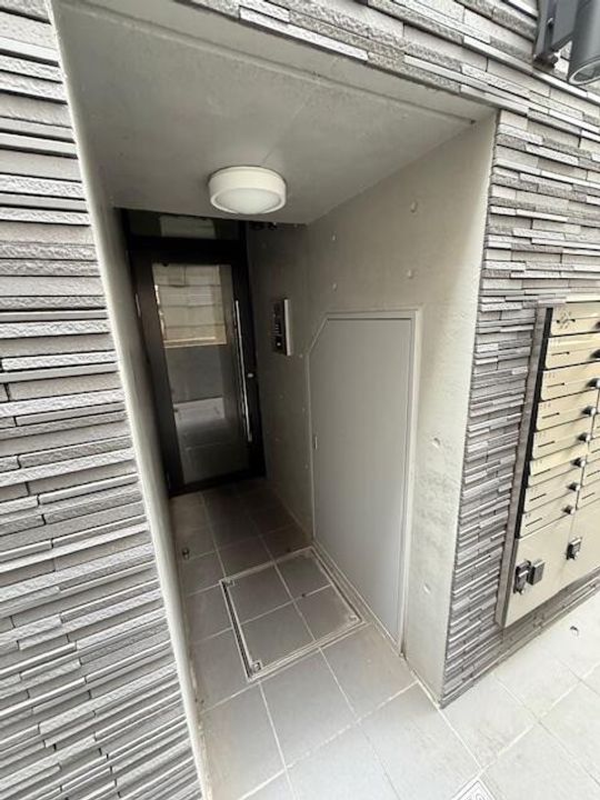 Glanz目白IIの玄関