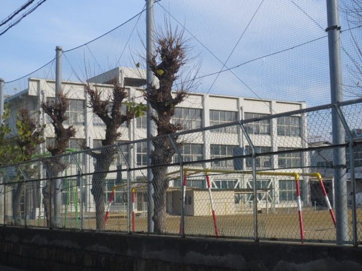 大阪府寝屋川市秦町(アパート)の賃貸物件の周辺