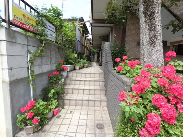 千葉県千葉市稲毛区稲毛2(マンション)の賃貸物件の地図