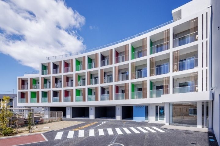 シャインコート苦竹の外観