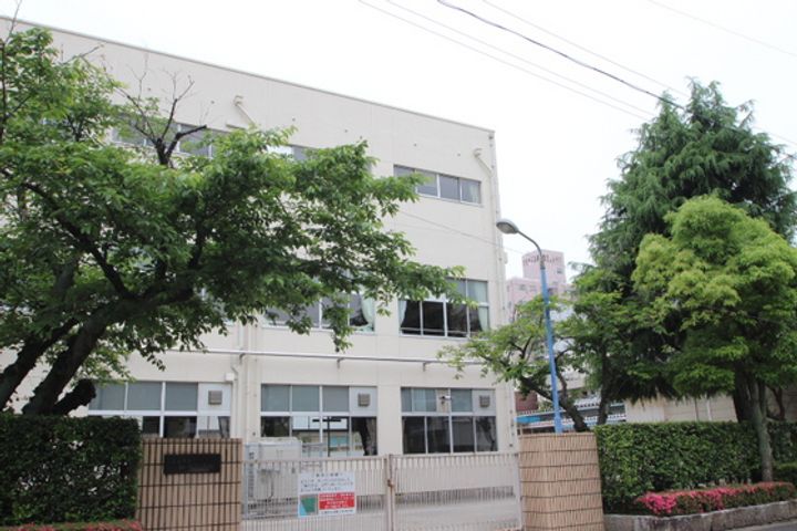 LaSante河原町の周辺
