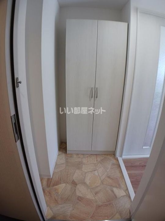 大阪府堺市堺区中之町東3(マンション)の賃貸物件の玄関