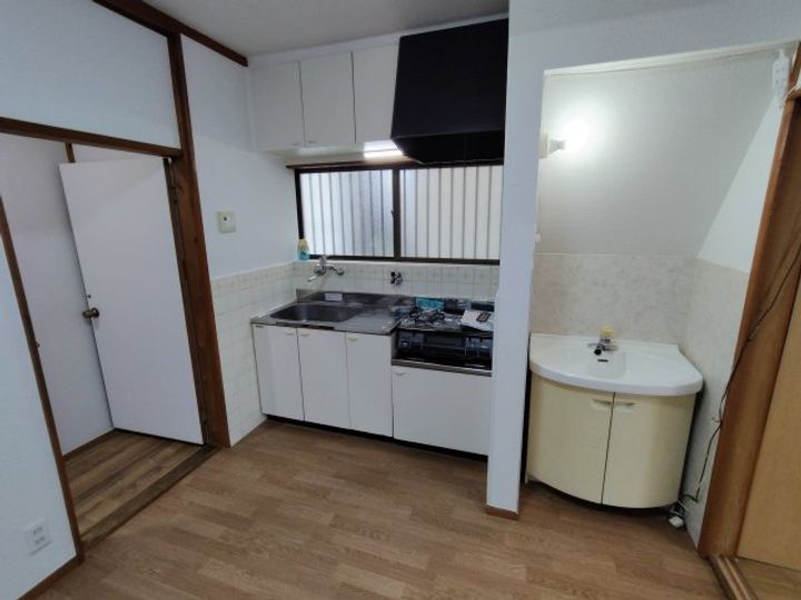大阪府寝屋川市北大利町(一戸建)の賃貸物件のキッチン