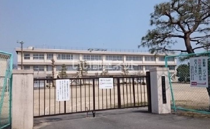 アンジューの周辺