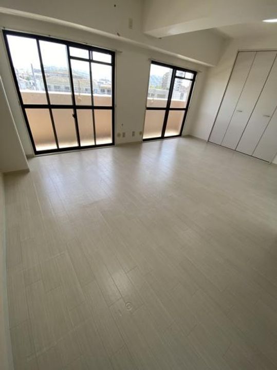 大阪府寝屋川市中神田町(マンション)の賃貸物件の内装