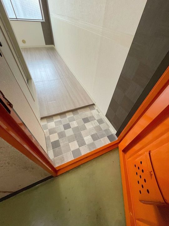 大阪府大阪市平野区平野西5(マンション)の賃貸物件の玄関