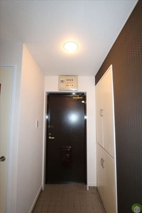 バロンズコートの玄関