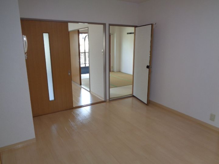 グランデスズモリの居間