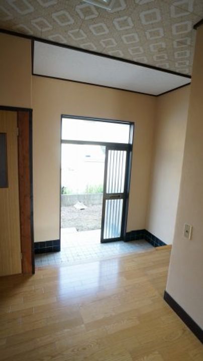 茨城県石岡市石岡(一戸建)の賃貸物件の玄関