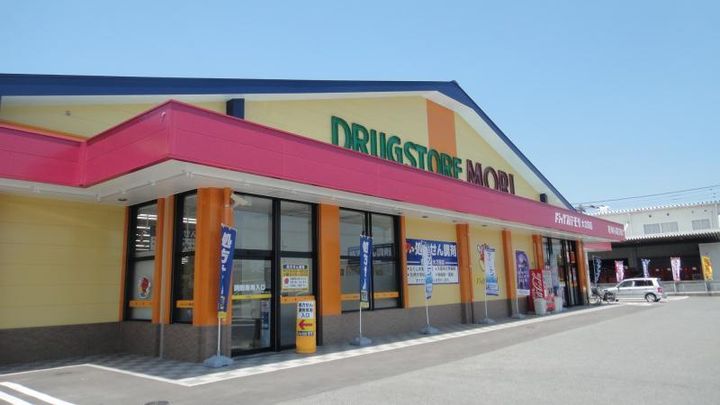 オークラセヴンの周辺